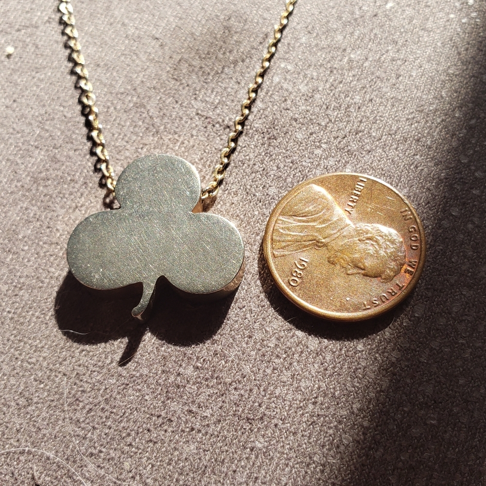 Unique Vintage Silver & Gold Clover Spade Pendant Necklace - Picture 9 of 9